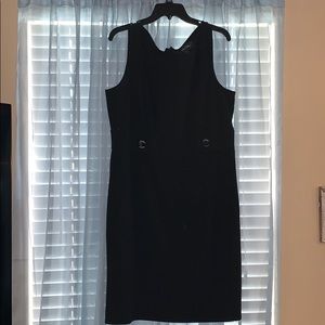 Chelae Rose Black Dress